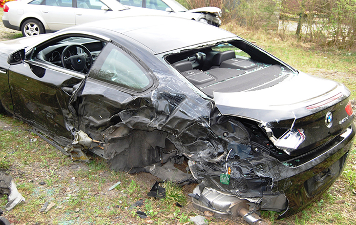 6er BMW nach Verkehrsunfall